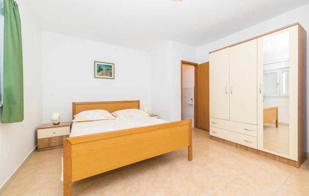 Apartmani Mares Ražanj Eksteriør bilde
